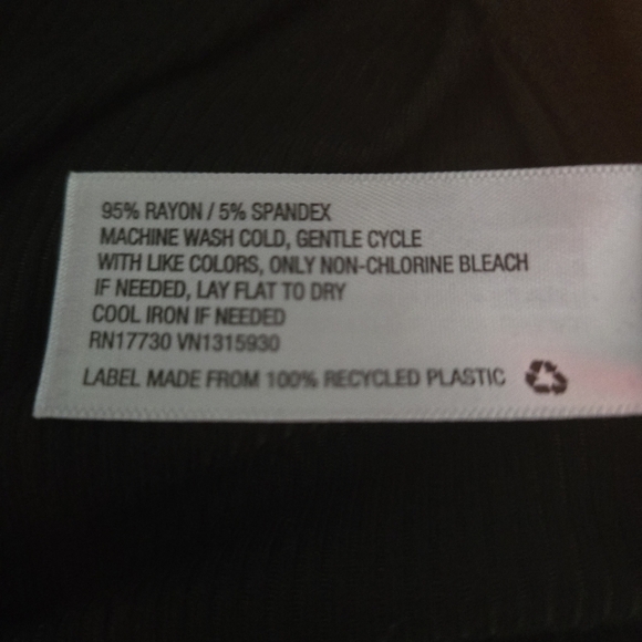 Mossimo Supply Co. Black Thin Turtleneck Sweater Large - Picture 4 of 4